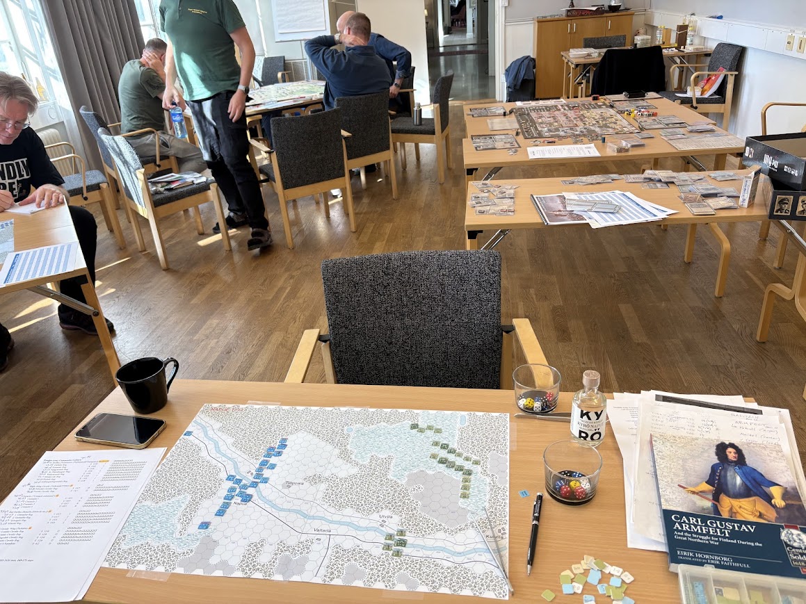 Friendly Fire de Luxe XVII